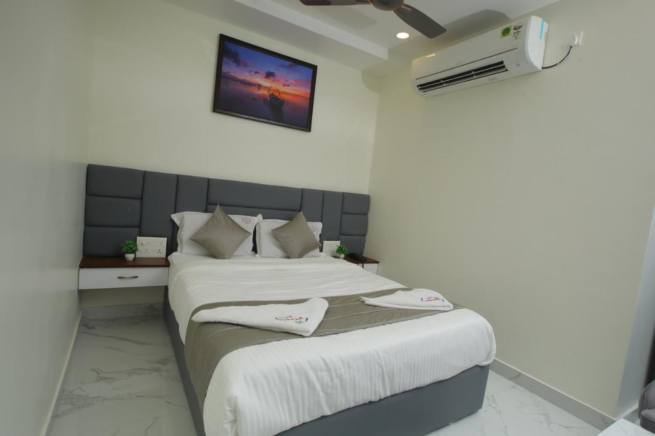 Radha Rani Residency Khammam Exterior foto