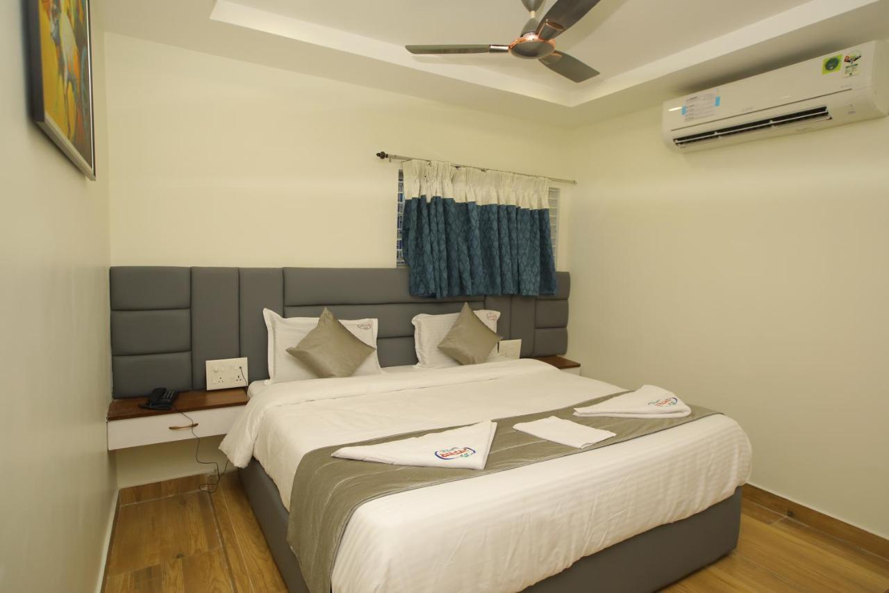 Radha Rani Residency Khammam Exterior foto